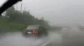 雨天安全出行_雨天開(kāi)車注意事項(xiàng)_出行提示