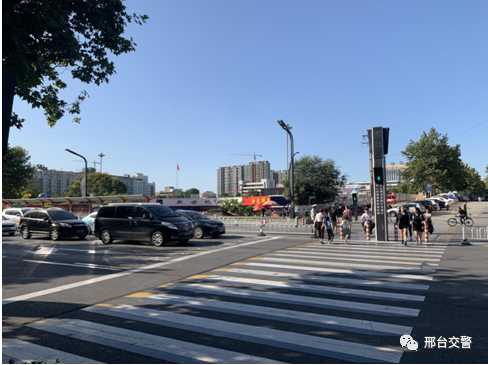 禁行標(biāo)識(shí)牌圖片大全_禁行_禁行標(biāo)志牌