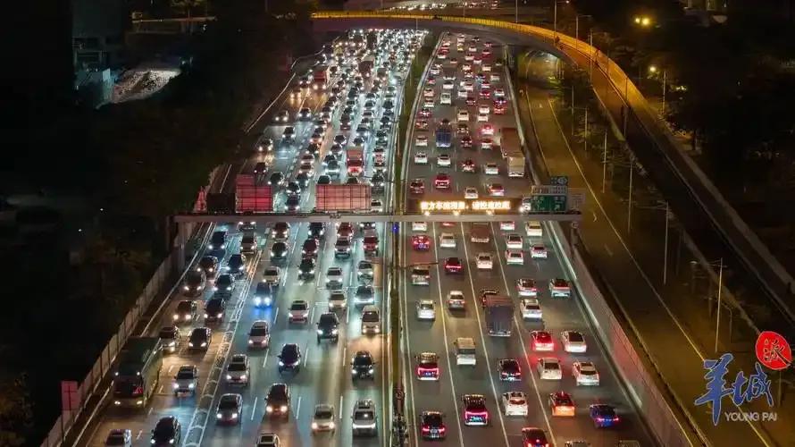 限行_外地車(chē)主生存戰(zhàn)_廣州限行政策