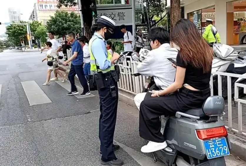 電動(dòng)車3+7嚴(yán)查_(kāi)禁行_禁止上路電動(dòng)車類型