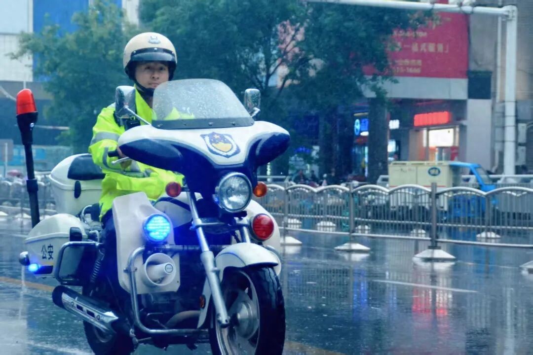 鄭州早高峰送學高峰路況_鄭州明早交通路況_出行提示