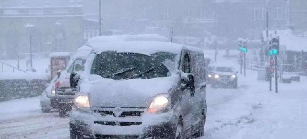 未雪綢繆駕駛雪天技巧_出行提示_未雪綢繆駕車出行準(zhǔn)備